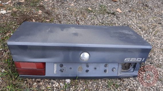 1993 model bmw 5.20 çıkma bagaj kapağı