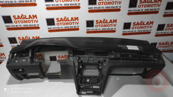 VW PASSAT B8 2017 ÜSTÜ ÇIKMA ÖN GÖĞÜS OEM; 3G1819389