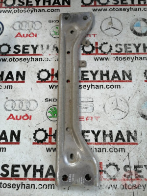 5Q0804421B audi a3 2020 şase egzoz destek demiri