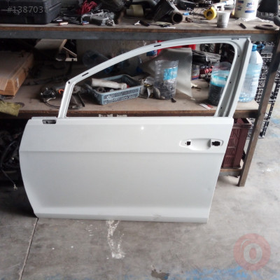 VW Golf 7.5 sol ön kapı
