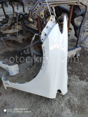 TOYOTA AURİS 2013  SOL ÖN ÇAMURLUK ÇIKMA PARÇA