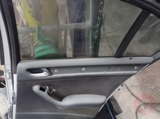 BMW E46 arka cam krikoları