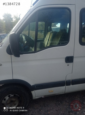 Renault Master 2005 model sol ön kapı  bütün parçaları vardı