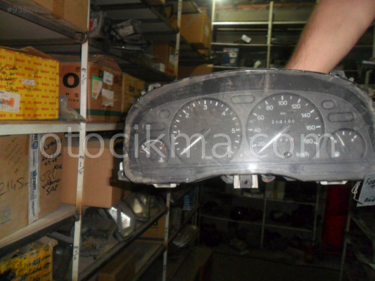 KM SAATİ FORD 
Transit 350L
01-06    GST00087