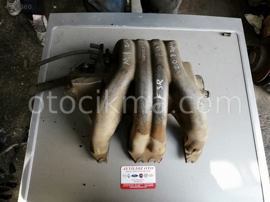 RENAULT MEGANE 2.0 8 VALF EMME MANİFOLTU