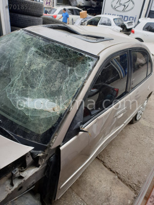 Honda civic çıkma parça olarak satılık