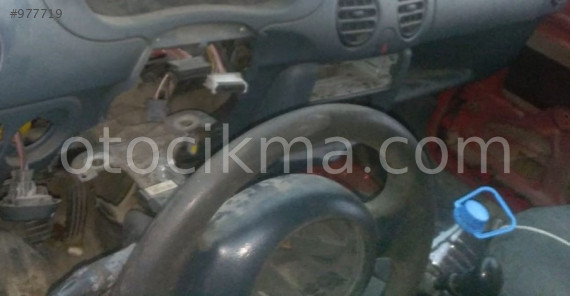 2001 model renault kangoo 1.9 çıkma direksiyon gövde