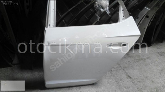 SEAT LEON ÇIKMA SOL ARKA KAPI