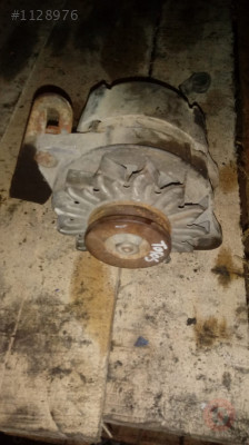 renault r12 çıkma şarj dinamosu
