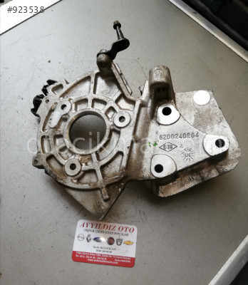 RENAULT MEGANE 2 1.9 MAZOT POMPA BAĞLANTI KULAĞI 8200240204