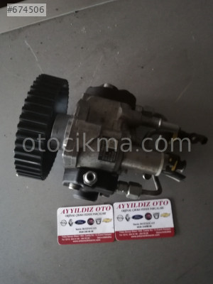 OPEL İNSİGNİA 1.6 CDTİ MAZOT POMPASI