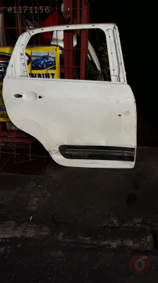 fıat 500l çıkma  sağ arka kapı
