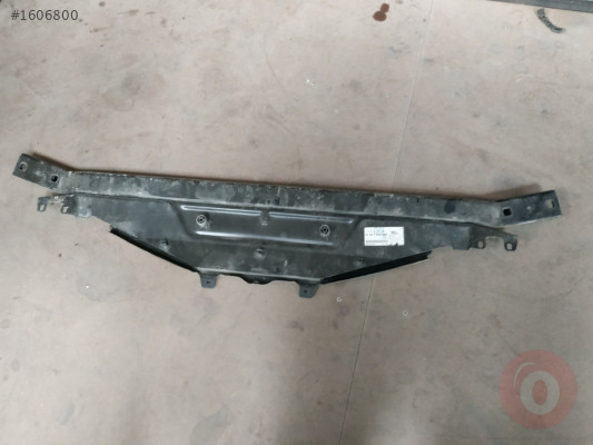 Bmw F10 ön panel üst sacı
