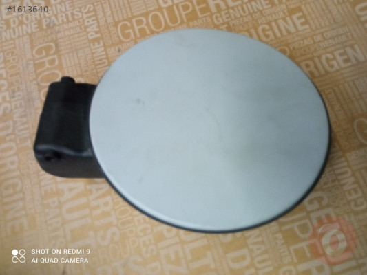 3B0809857E GRU PASSAT Depo Kapağı Dış
