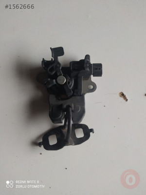 Renault Megane 4 çıkma bagaj kilidi 905033138R