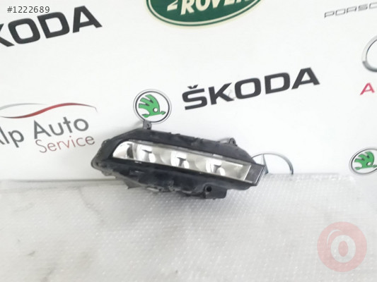 SKODA OCTAVİA 3 ORJİNAL ÇIKMA SAĞ SİS FARI HELOJEN