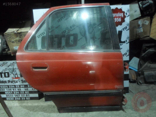 HYUNDAİ ELENTRA 1992 ARKA SAĞ KIRMIZI KAPI ÇIKMA