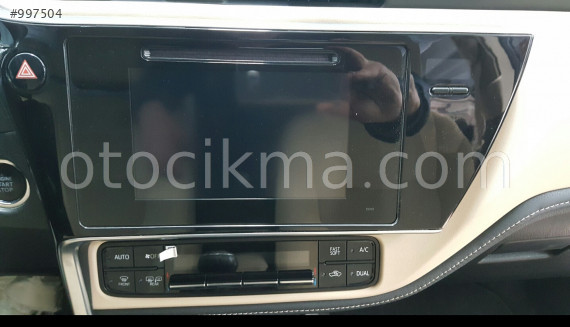 TOYOTA COROLLA ORJİNAL  MULTİMEDİA... MİL OTOMOTİV