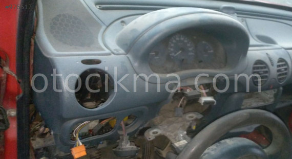1998 model renault kangoo 1.9 çıkma göğüslük