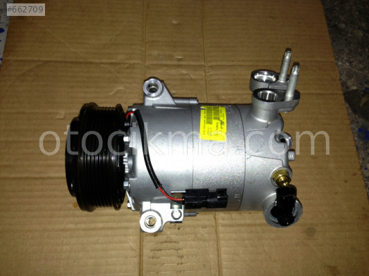 FORD MONDEO 2014 MODEL KLİMA KOMPRESÖRÜ