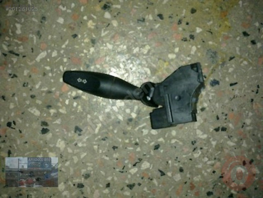 FORD FOCUS MONDEO FİESTA SİNYAL KOLU SİLECEK KOLU ÇIKMA FORD