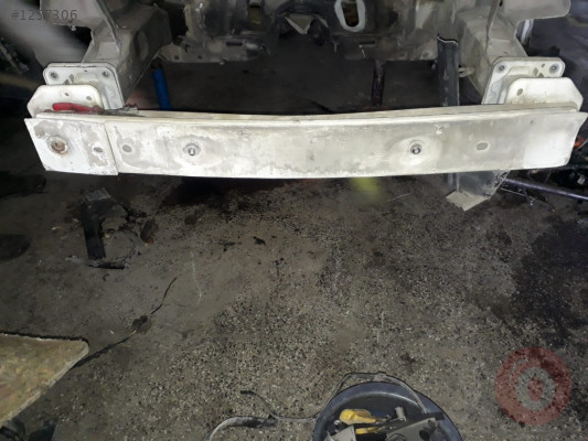 FORD CONNECT ÖN TAMPON DEMİRİ 400