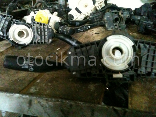 ÇIKMA VOLVO TÜM SERİLER SİNYAL KOLU.
