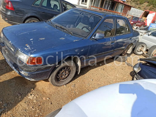 MAZDA 323 SOL ÖN KAPI