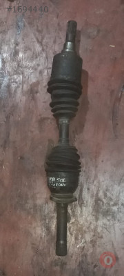 TATA XENON 2.5 2011 ÇIKMA ORJİNAL SOL AKS