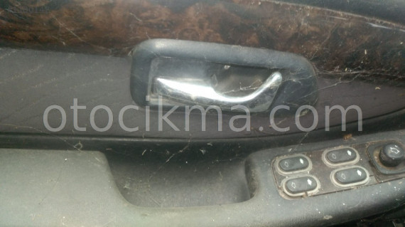 1996 2020 model ford scorpio çıkma sol ön kapı kolu