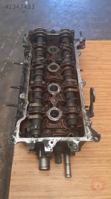 toyota avensis 1.8 16v çıkma silindir kapağı