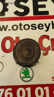 6L0035411A ibiza cordoba arka sağ kapı hoparlör
