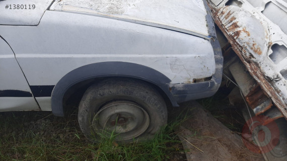 1998 model citroen c15 çıkma sağ ön çamurluk