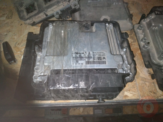 PEUGEOT 301 MOTOR BEYNİ 9832694380