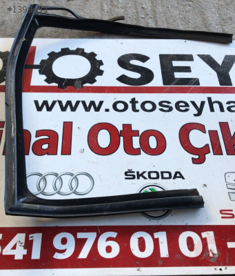 1P0839431 seat leon 2010 sol arka kapı cam çerçeve fitili