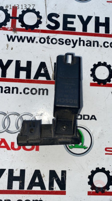 038907281D vw audi seat skoda 1.6 tdi cay kızdırma rölesi