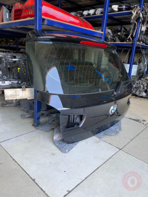 BMW F20 116 118 ÇIKMA ORJİNAL BAGAJ KAPAĞI SİYAH BOYASIZ
