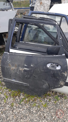 daihatsu sirion çıkma sol  arka kapı