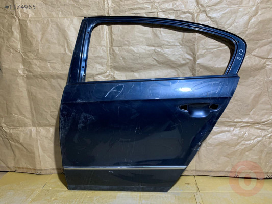 VW PASSAT B6 06-10 SOL ARKA KAPI MET. LACİVERT AZ HATALI