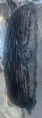 Peugeot 3008 ön panjur çıkma orjinal