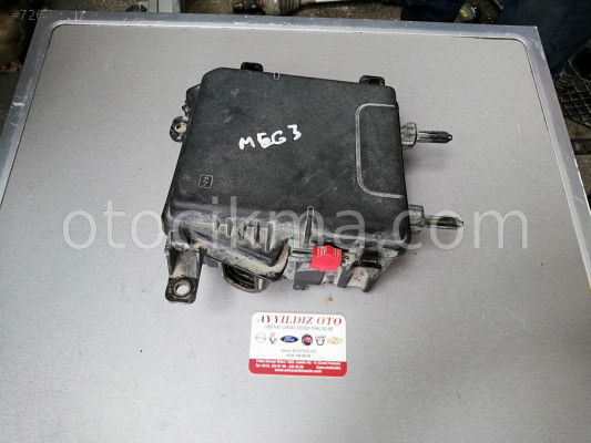 RENAULT MEGANE 3 SİGORTA KUTUSU KAPAKLARI