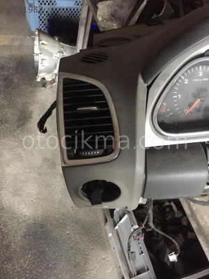 Audi Q7 Üfleme Izgaraları hatasız orjinal