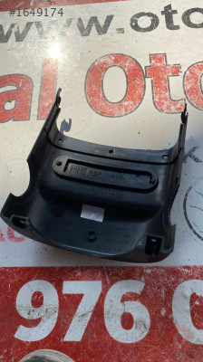 5P0858565B seat leon 2010 direksiyon kolonu üst kaplaması