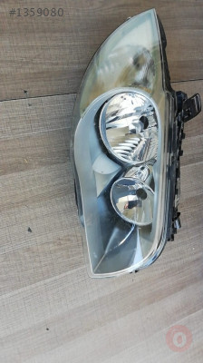 Bmw  e87 çıkma sağ far