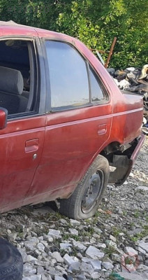 1993 model peugeot 405 çıkma sol arka dolu kapı