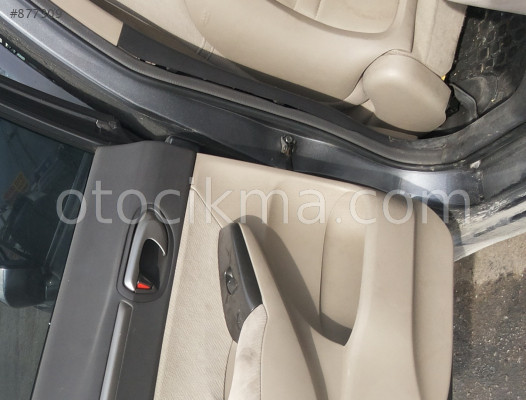 2011 HONDA CİVİC HATASIZ SOL ARKA KAPI MENTEŞESİ.