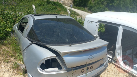 OPEL TİGRA BAGAJ. OTO ERKAN ÜNYE