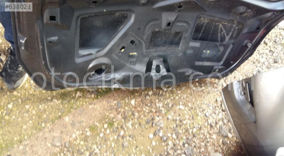Ford fusıon 2006 model arka bagaj kapağı