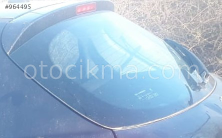 2009 model peugeot 207 1.4 benzinli çıkma arka cam