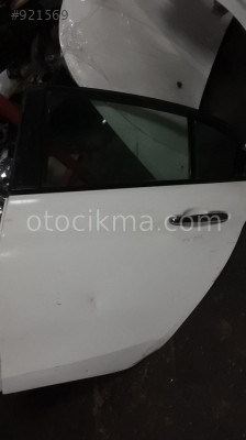 FİAT EGEA SOL ARKA KAPI HATASIZ SOLU KOMPLE VE ÇIKMA PARÇALA